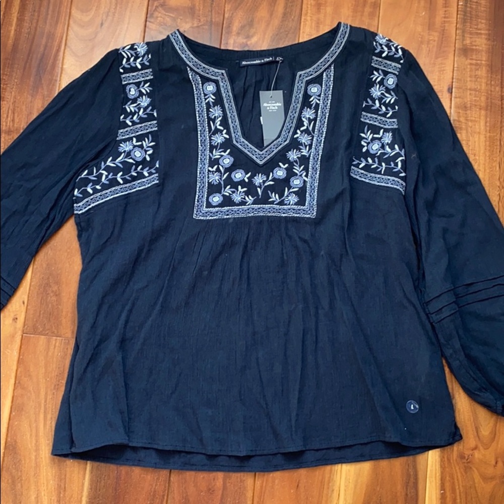 Abercrombie & Fitch navy blouse